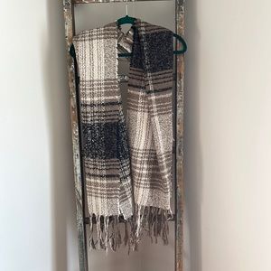 Boutique Winter Neutral Plaid Scarf